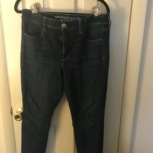 American Eagle dark rinse jeggings